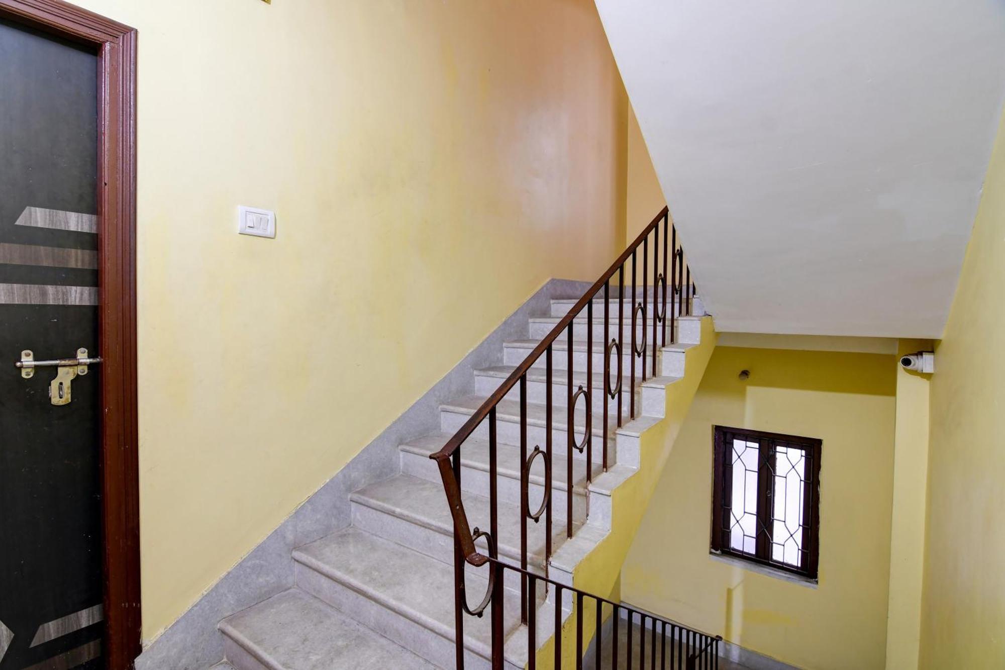 Hotel O Sonali Guest House Jādabpur Buitenkant foto